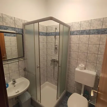 Stivic * Pinezići